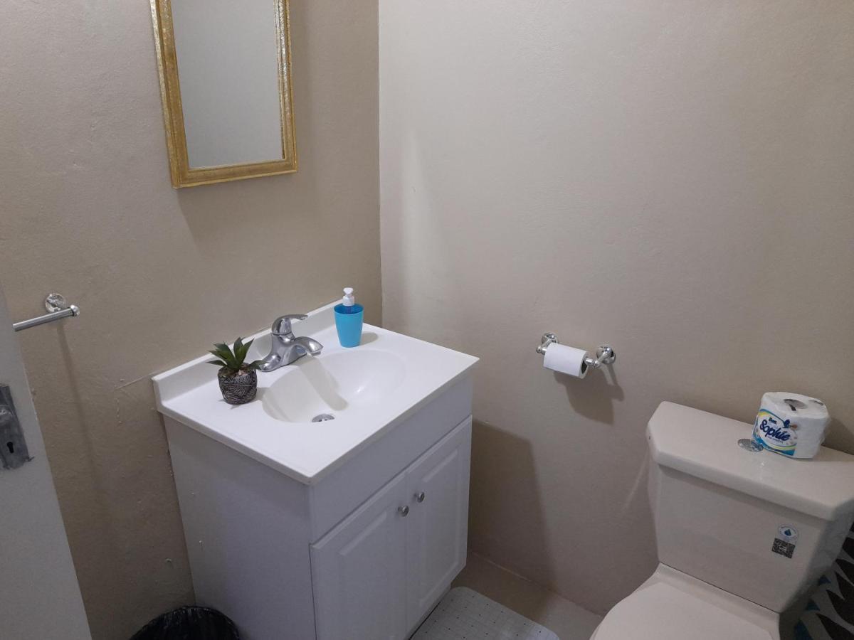 Loodik Vacation Home Brompton Manor แบล็คริเวอร์ ภายนอก รูปภาพ
